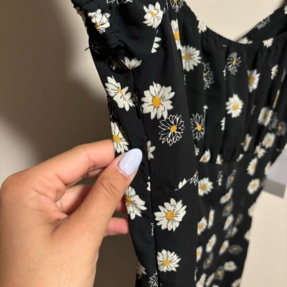 NWT Nordstrom BP Ditsy Floral Tie Front Minidress Black/White Daisy Size Medium - Picture 6 of 10